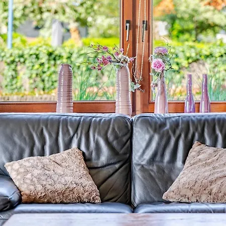 Le Molinel - Vacation In The Heart Of Villa *
